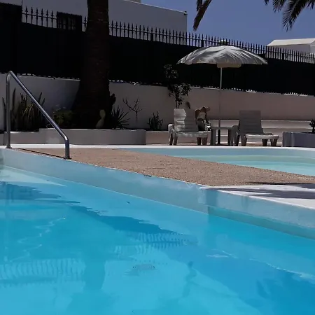 Апартаменти Apartamento Alegranza