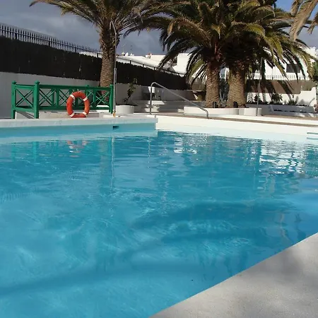 Apartamento Alegranza Апартаменти *